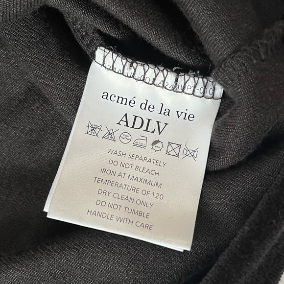 Acmé De La Vie Needlework Velour Long Sleeve - Picture 6 of 11
